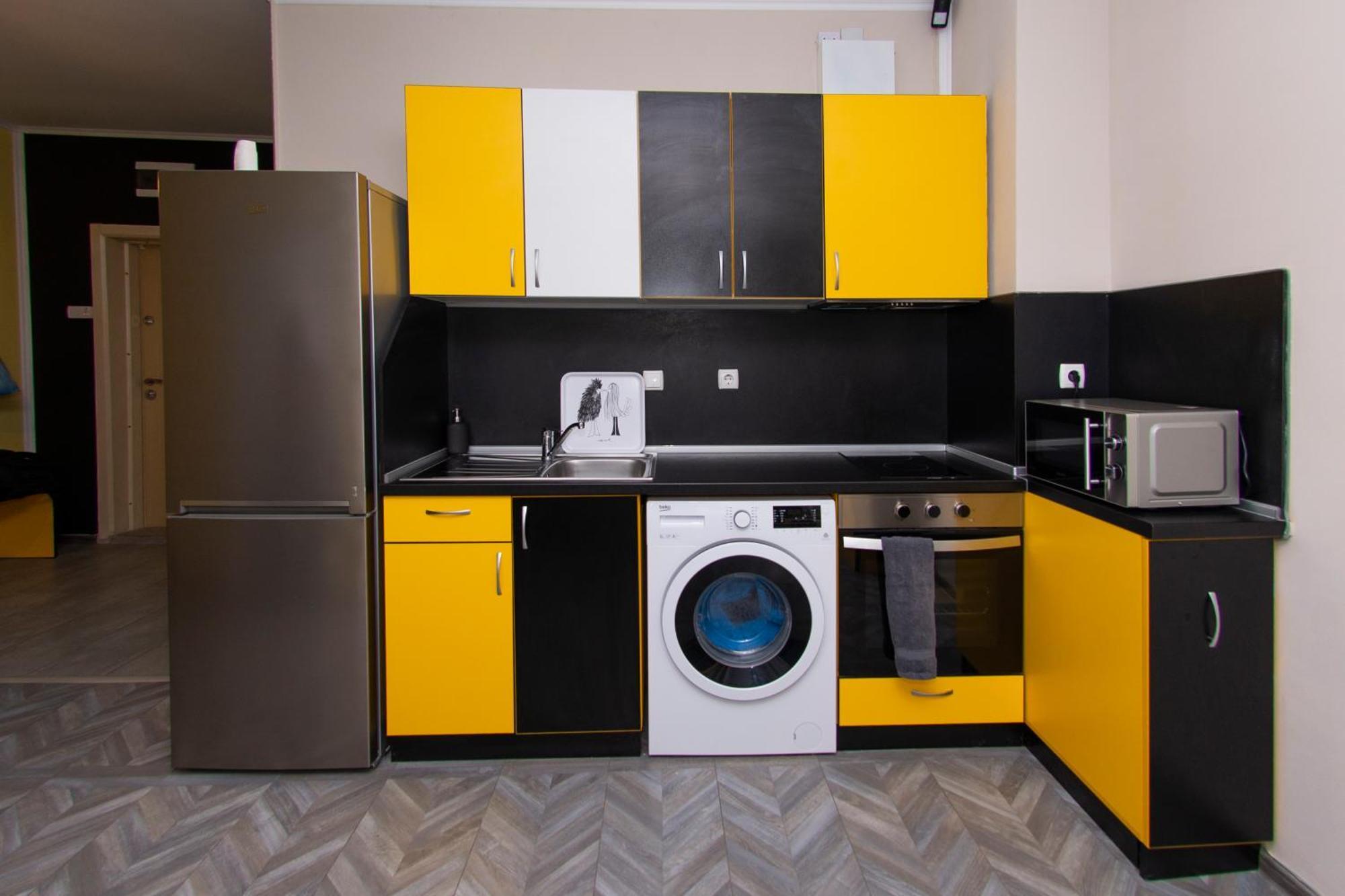 The Yellow Appartment София Екстериор снимка